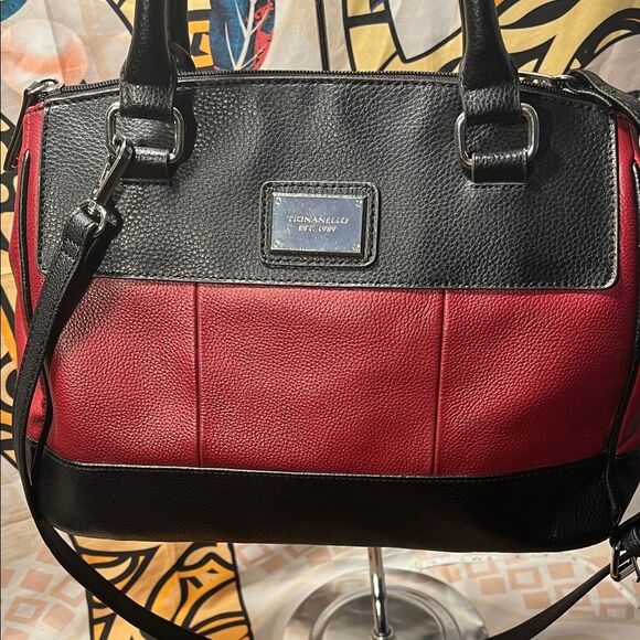 Tignanello Red Leather Social Status Medium Satchel - Picture 3 of 16